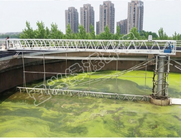 ZCX型（xíng）中（zhōng）心傳動單（dān）(雙（shuāng）)管吸泥（ní）機